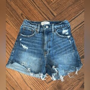 Abercrombie & Fitch 4” Denim Mom Shorts Curve Love